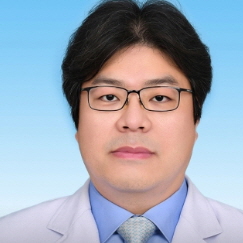 산부인과정대훈_.jpg