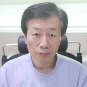 소화기내과박희욱_.jpg